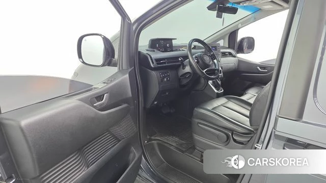 Hyundai Staria id 4923117 из Кореи 20