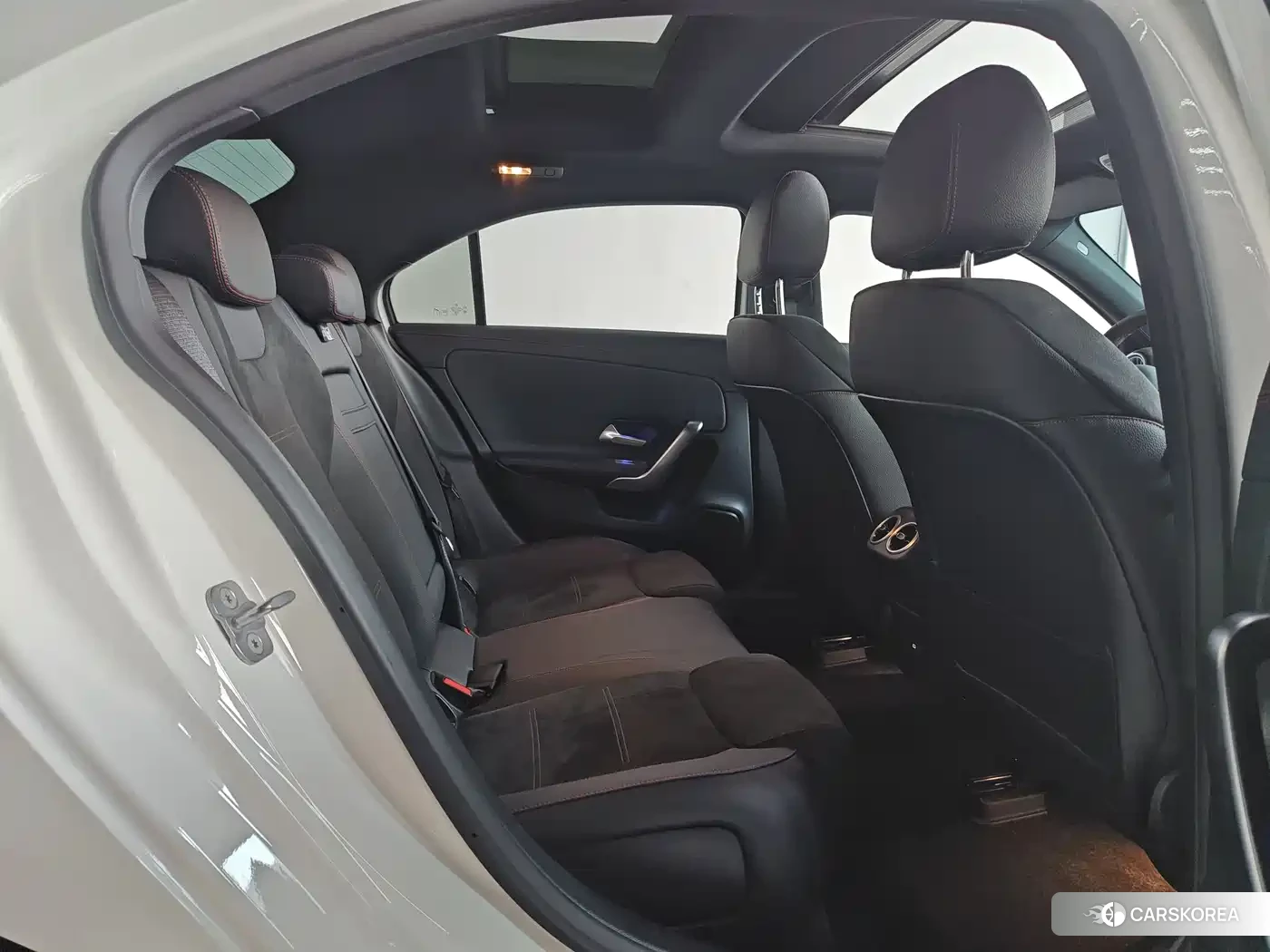 Mercedes-Benz A-Class id 4654567 из Китая 33