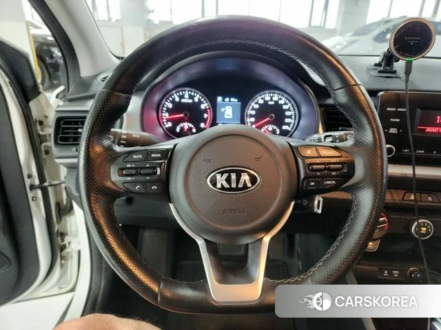 Kia Stonic id 4311135 из Кореи 20