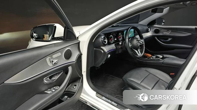 Mercedes-Benz E-Class W213 id 4384701 из Кореи 30