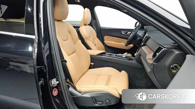 Volvo XC60 second Generation id 4489643 из Кореи 30