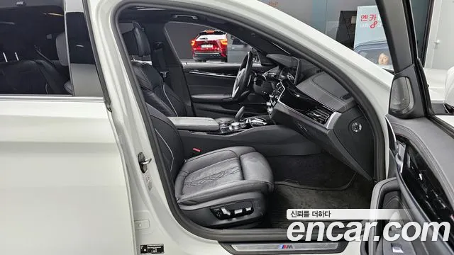 BMW 5 Series (G30) id 2658318 из Кореи 20