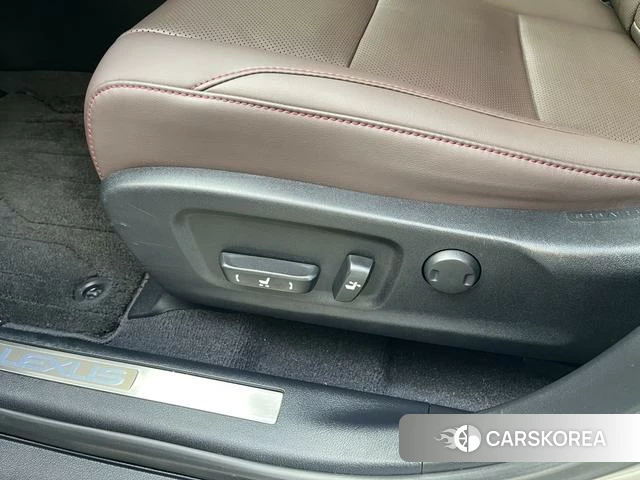 Lexus RX id 4278500 из Китая 32