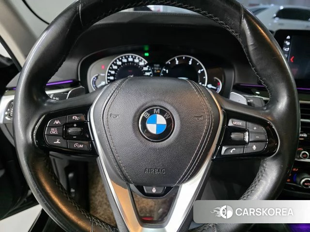 BMW 5 Series (G30) id 4269449 из Кореи 20