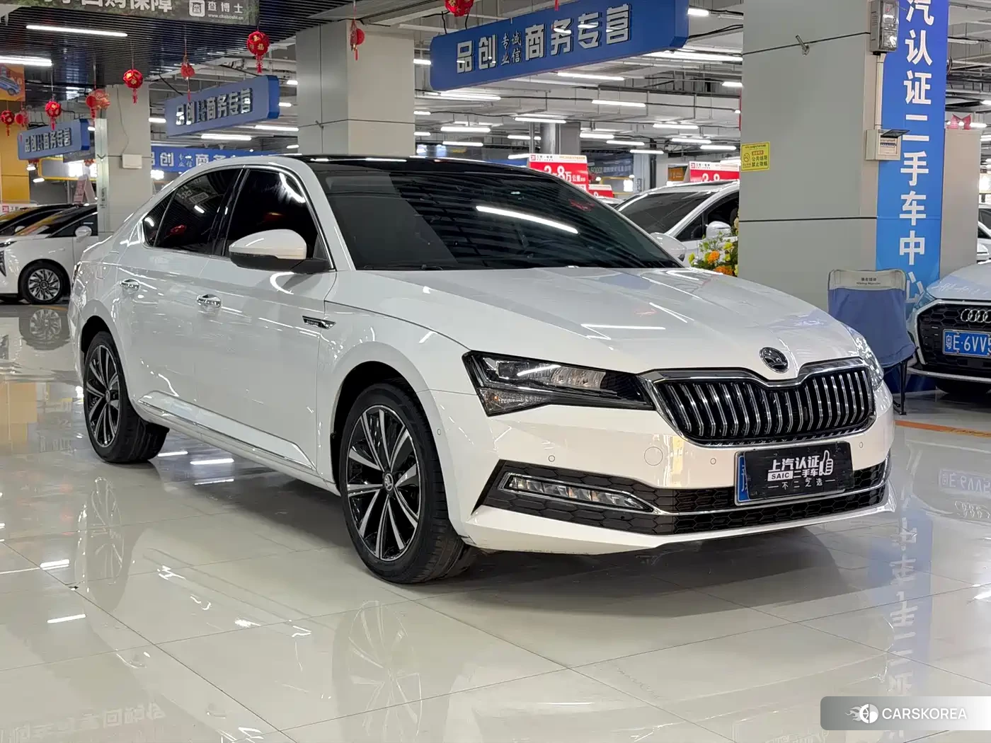 Skoda Superb id 4589467 из Китая 11