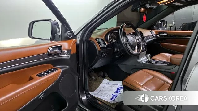 Jeep Grand Cherokee id 3335716 из Кореи 20