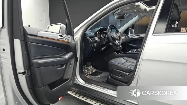 Mercedes-Benz GLE - Class W166 id 4684358 из Кореи 37