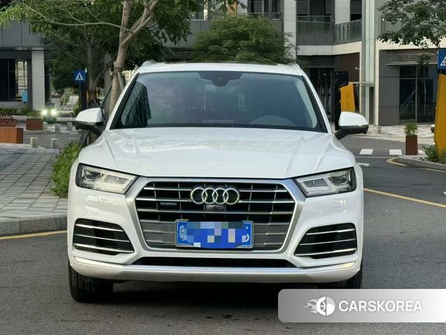 Audi Q5L id 4278756 из Китая 15
