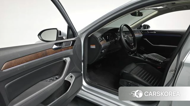 Volkswagen Passat GT (B8) id 4180756 из Кореи 21