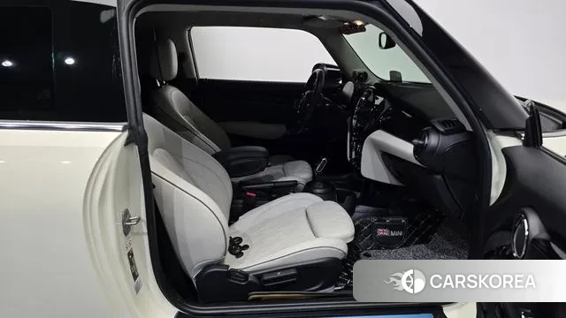 Mini Cooper S id 3576959 из Кореи 20