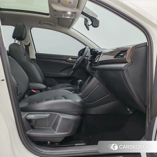 Volkswagen Tuyue id 4207356 из Китая 17
