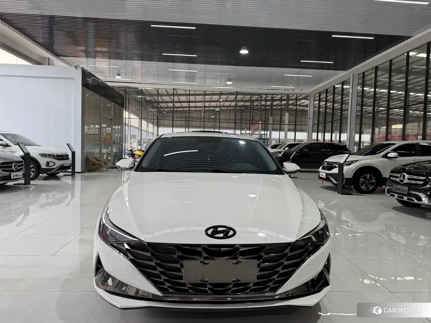 Hyundai Elantra id 4622663 из Китая 10