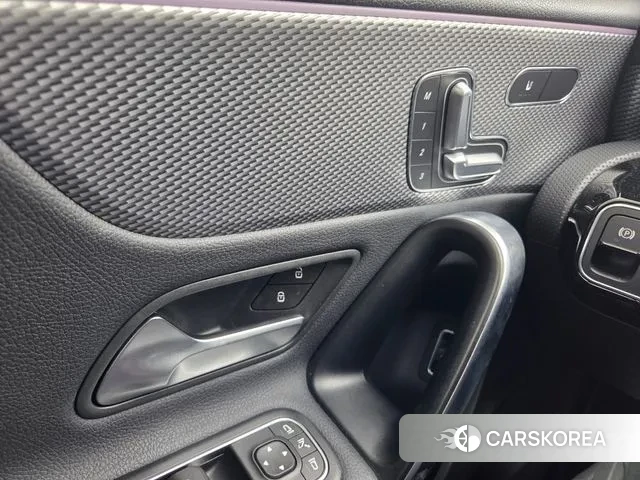 Mercedes-Benz A-Class W177 id 3330048 из Кореи 16