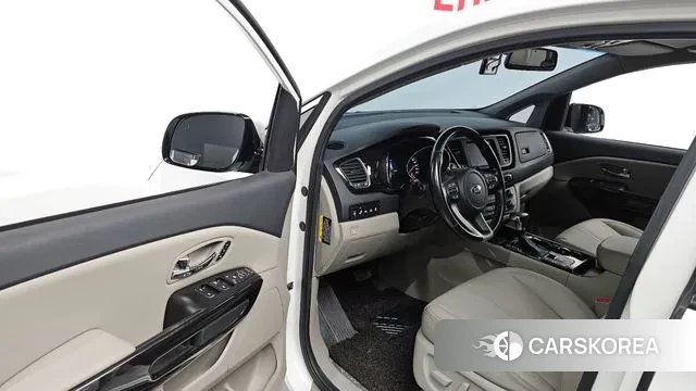 Kia The New Carnival id 3391323 из Кореи 20