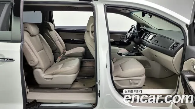 Kia The New Carnival id 2490108 из Кореи 20