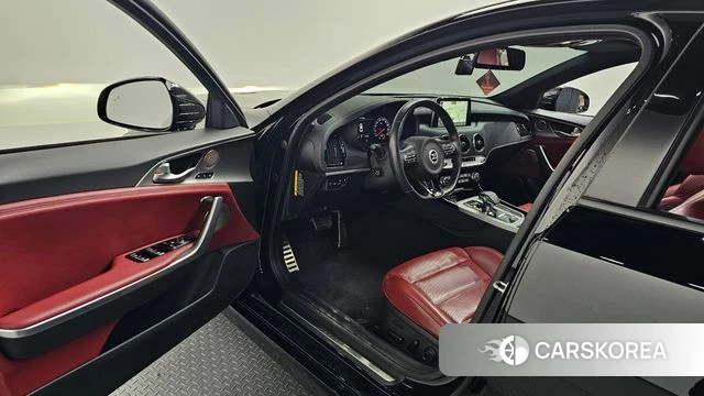 Kia Stinger id 4304875 из Кореи 40
