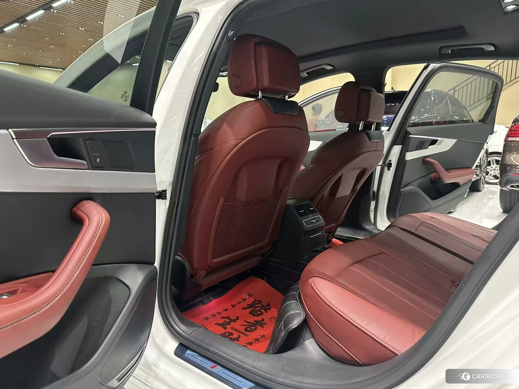 Audi A4L id 4419160 из Китая 11