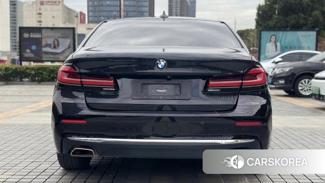 BMW 5 series PHEV id 4264865 из Китая 14