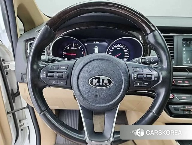 Kia The New Carnival id 4900481 из Кореи 20