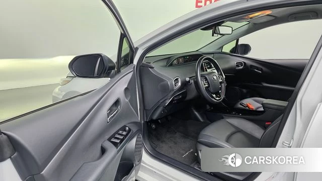 Toyota Prius Prime id 4697340 из Кореи 33