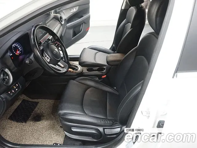 Kia Come New K3 id 2322550 из Кореи 20