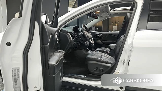 Jeep Cherokee (KL) id 3800687 из Кореи 20