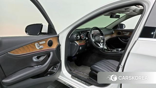 Mercedes-Benz E-Class W213 id 4284685 из Кореи 20