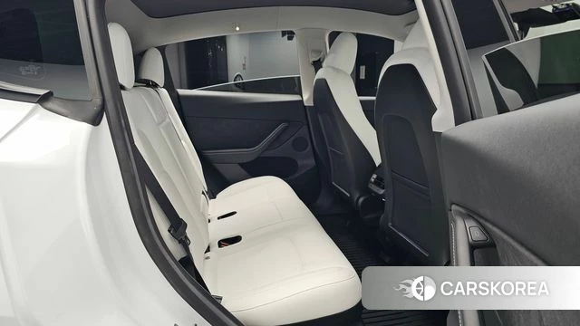 Tesla Model Y id 4730397 из Кореи 34