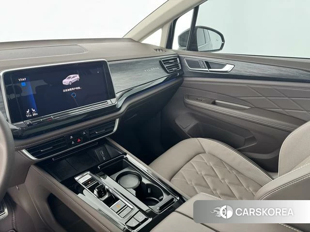 Volkswagen Weiran id 4341836 из Китая 16