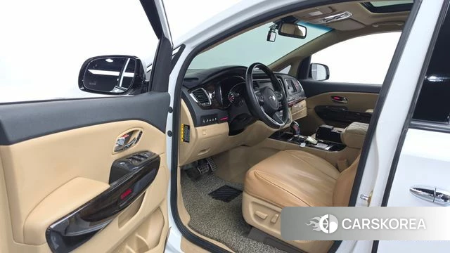 Kia The New Carnival id 4525717 из Кореи 33
