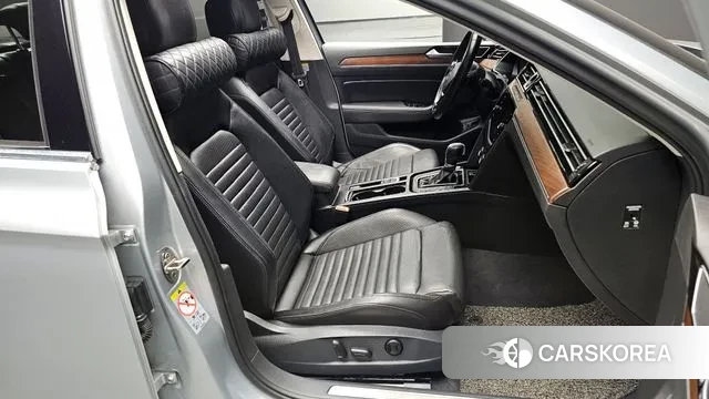 Volkswagen Passat GT (B8) id 3018765 из Кореи 20