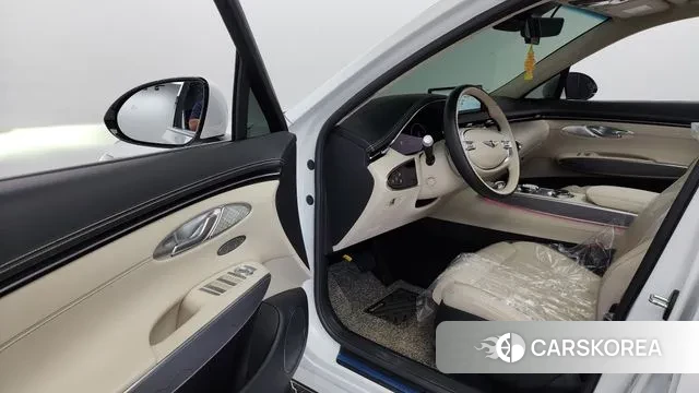 Genesis GV70 id 3026681 из Кореи 20