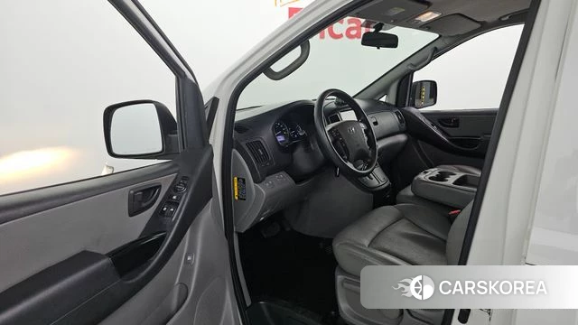 Hyundai The New Grand Starex id 4285532 из Кореи 33