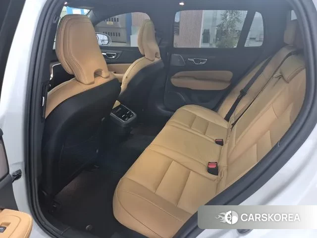 Volvo V60 Cross-Country 2nd Generation id 3223032 из Кореи 18