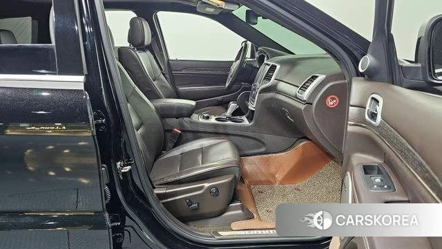 Jeep Grand Cherokee id 3829332 из Кореи 20