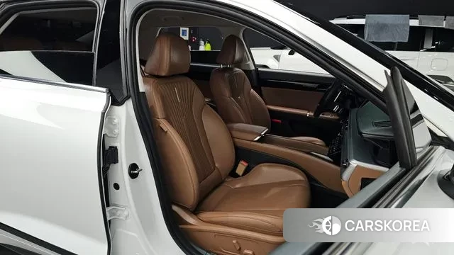 Hyundai Grandeur Hybrid (GN7) id 3053016 из Кореи 20