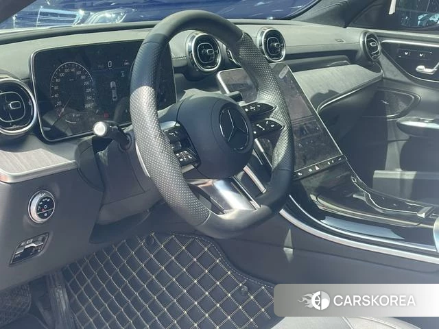 Mercedes-Benz Class C id 4275327 из Китая 14
