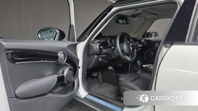 Mini Cooper id 4579342 из Кореи 32