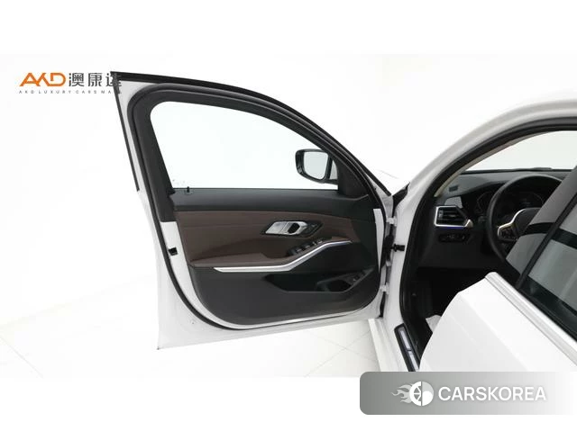 BMW 3 series id 4274741 из Китая 10