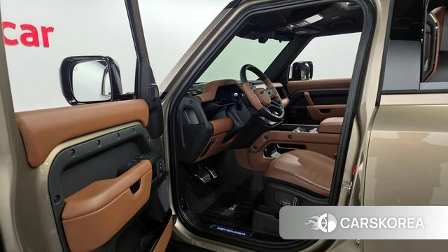 Land Rover Defender (L663) id 3831156 из Кореи 20