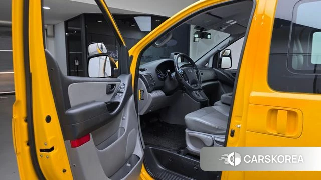Hyundai The New Grand Starex id 4581790 из Кореи 30