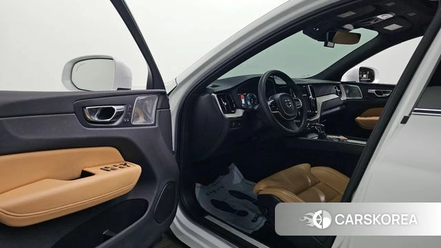 Volvo XC60 second Generation id 3924804 из Кореи 20