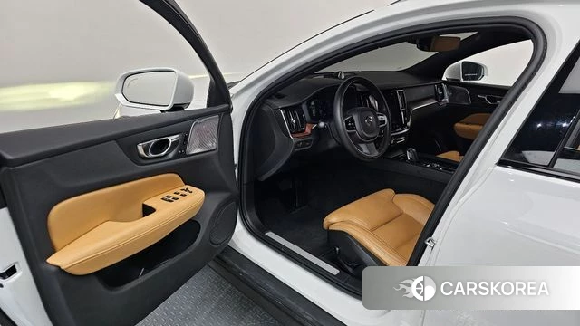 Volvo V60 Cross-Country 2nd Generation id 4849005 из Кореи 40