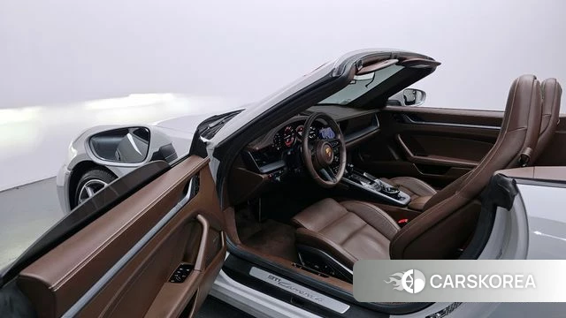 Porsche 911(992) id 3827664 из Кореи 20