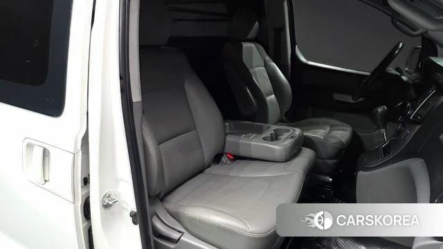 Hyundai The New Grand Starex id 3796389 из Кореи 20