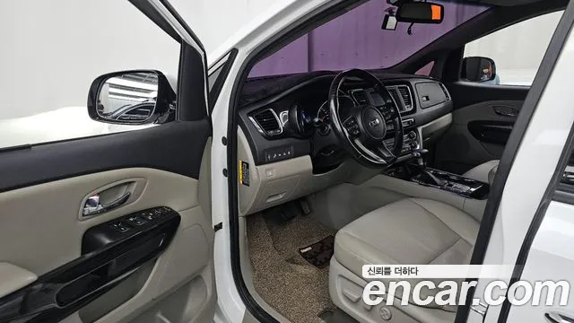 Kia The New Carnival id 2813156 из Кореи 20