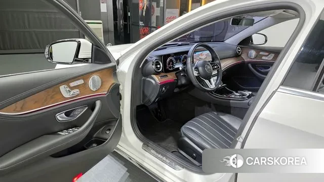 Mercedes-Benz E-Class W213 id 3265154 из Кореи 20