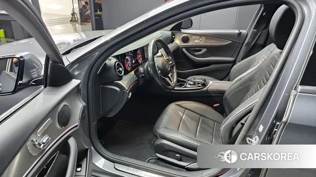 Mercedes-Benz E-Class W213 id 3176651 из Кореи 20