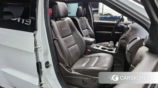 Jeep Grand Cherokee id 3703884 из Кореи 20