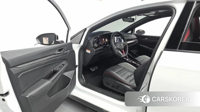 Volkswagen Golf 8th Generation id 4734936 из Кореи 33